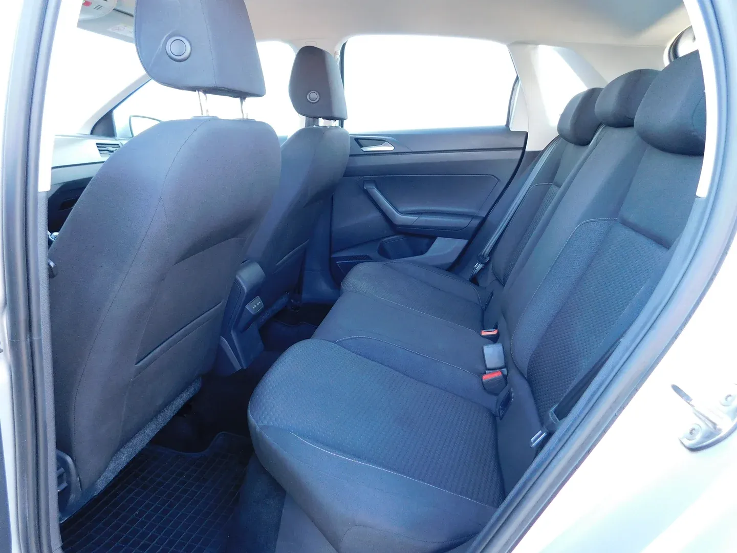 08034 volkswagen polo 1.0 tsi comfortline - slika 11