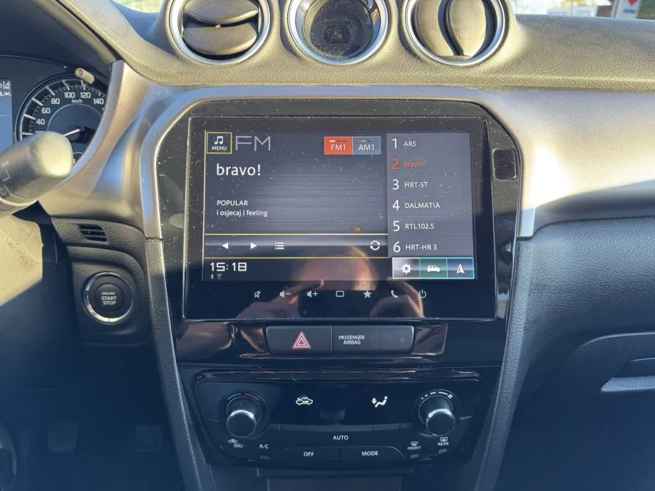 suzuki vitara 1,4 gl+ hybrid gratis registracija + ao - slika 10
