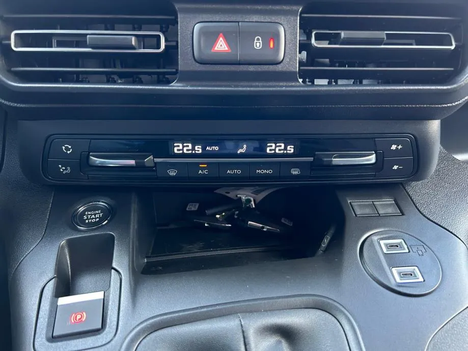 peugeot partner l2 comfort pack bluehdi 100 - slika 15