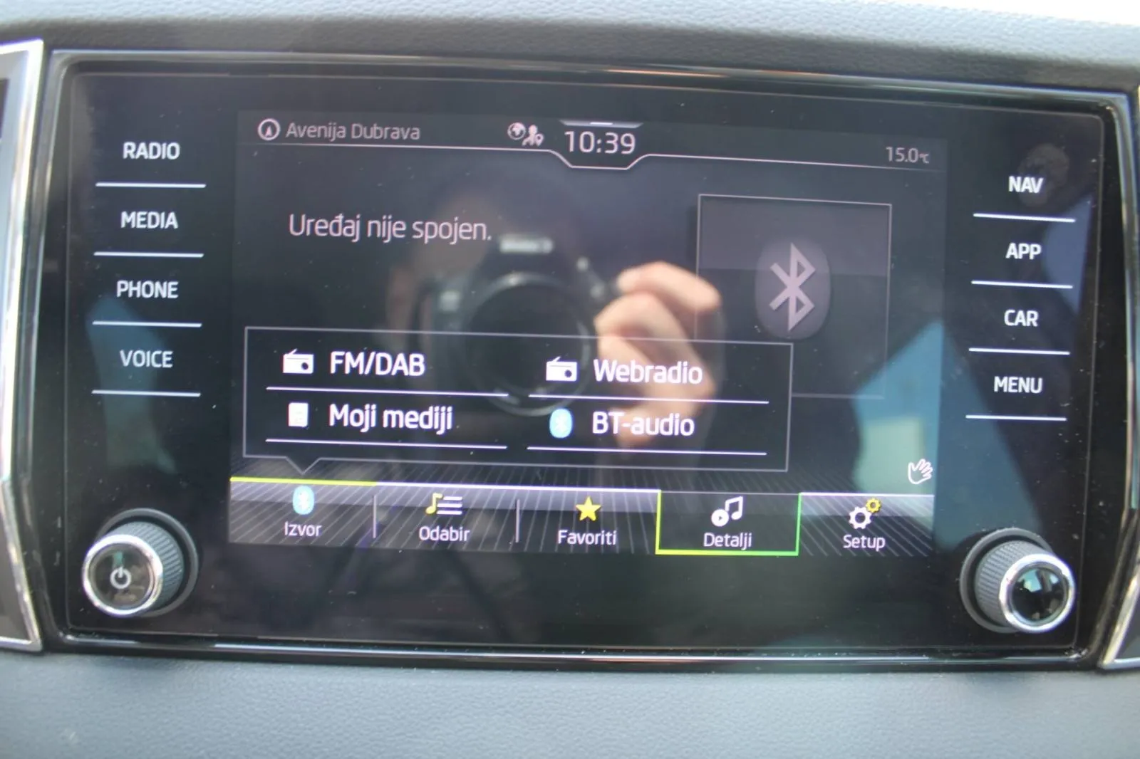 škoda karoq 1.5 tsi dsg *led, navigacija, kamera* - slika 15