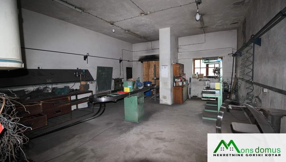 poslovni prostor: brod moravice, skladišni/radiona, 1600 m2 (prodaja) - slika 7