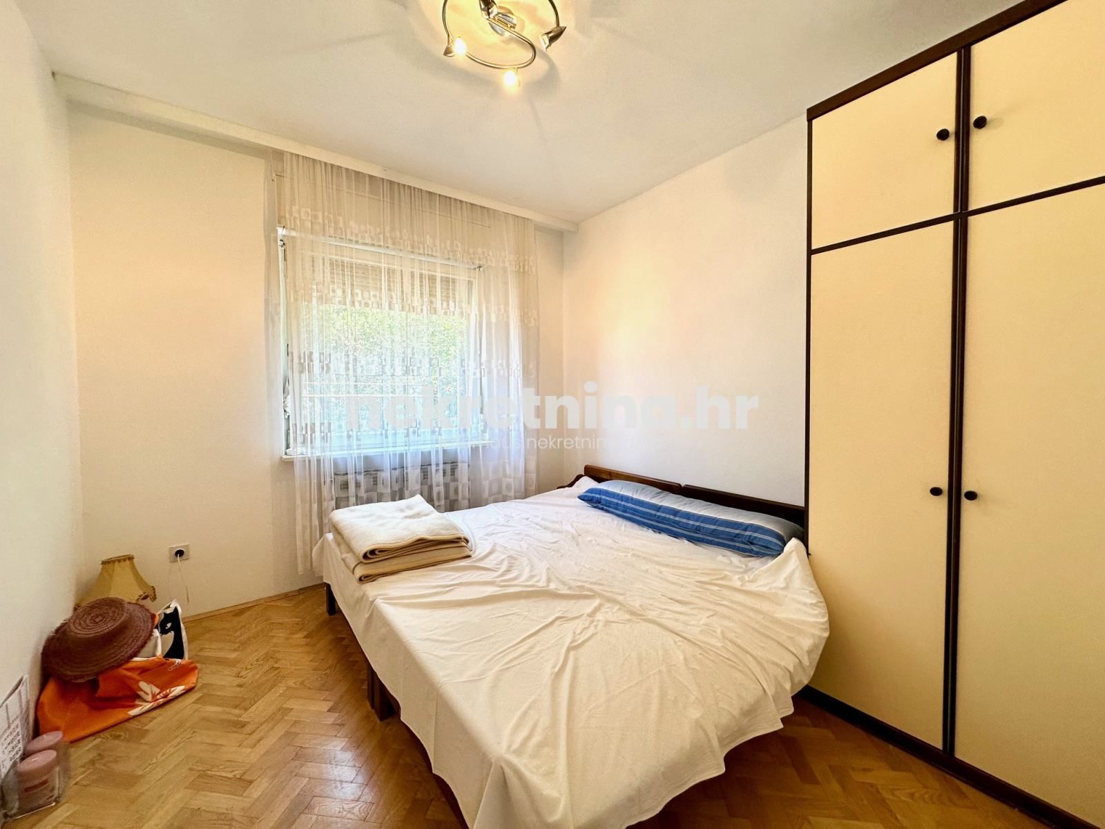 prodaja - kuća: sveti filip i jakov, 330.00 m2 (prodaja) - slika 7