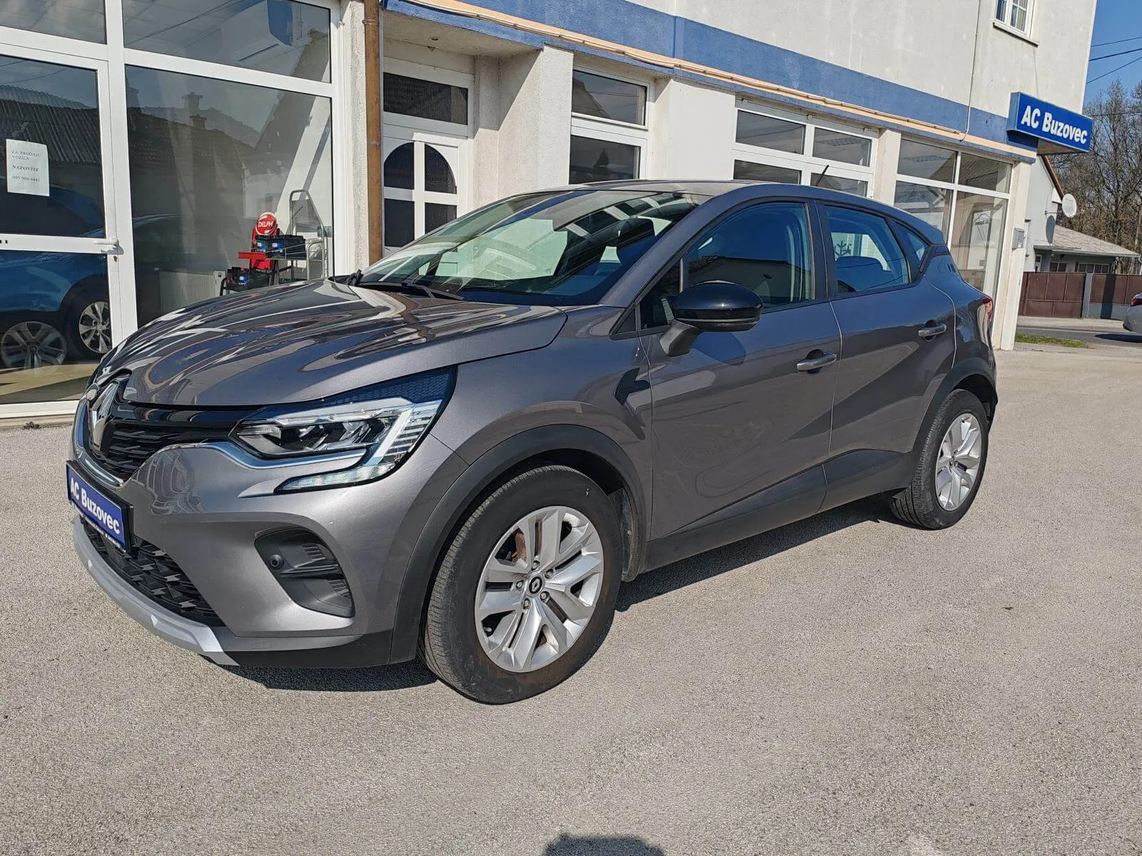 Renault Captur TCe - Čakovec