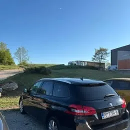 prodajem peugeot 308 sw - slika 3