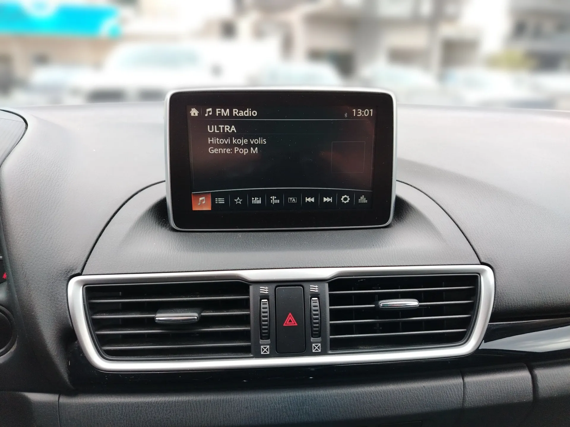 mazda 3 2.2 cdti sport at - slika 9