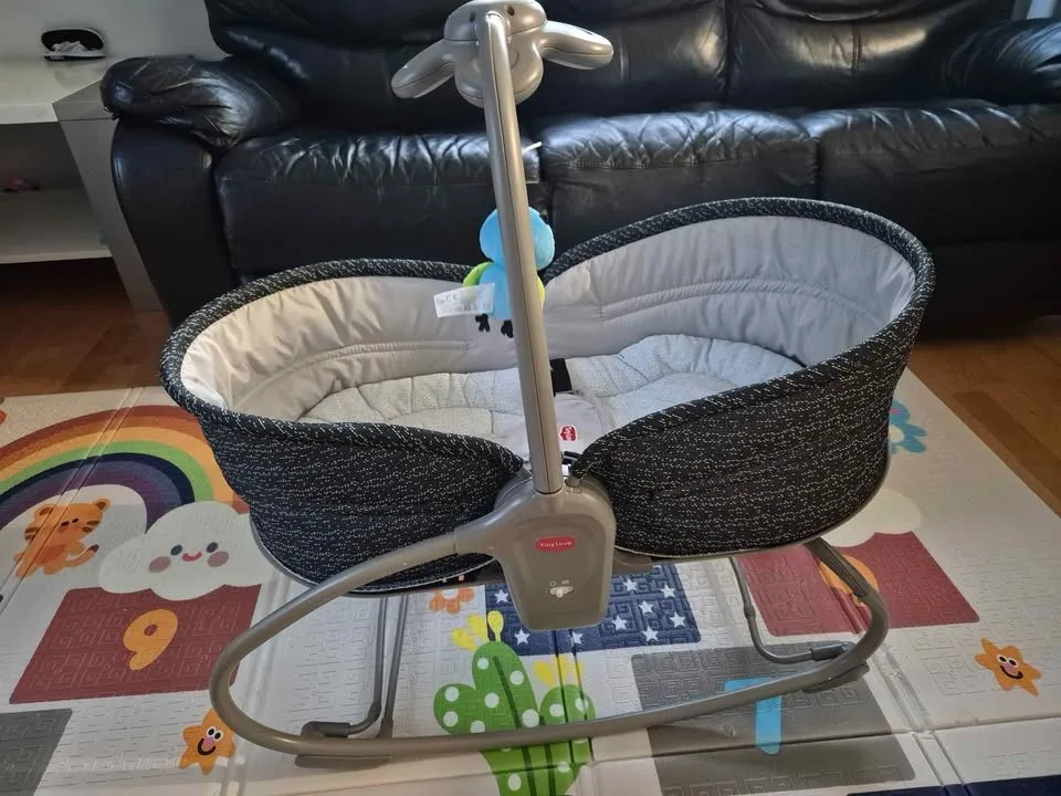 ležaljka ljuljačka za bebe tiny love - slika 5