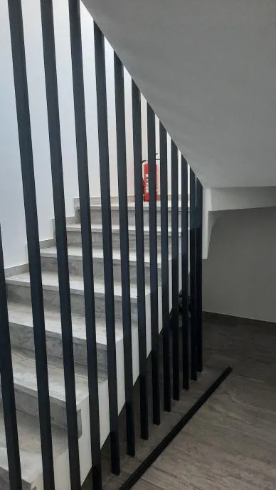 !!stan sa vrtom : murter, 78.00 m2, novogradnja (prodaja) - slika 2