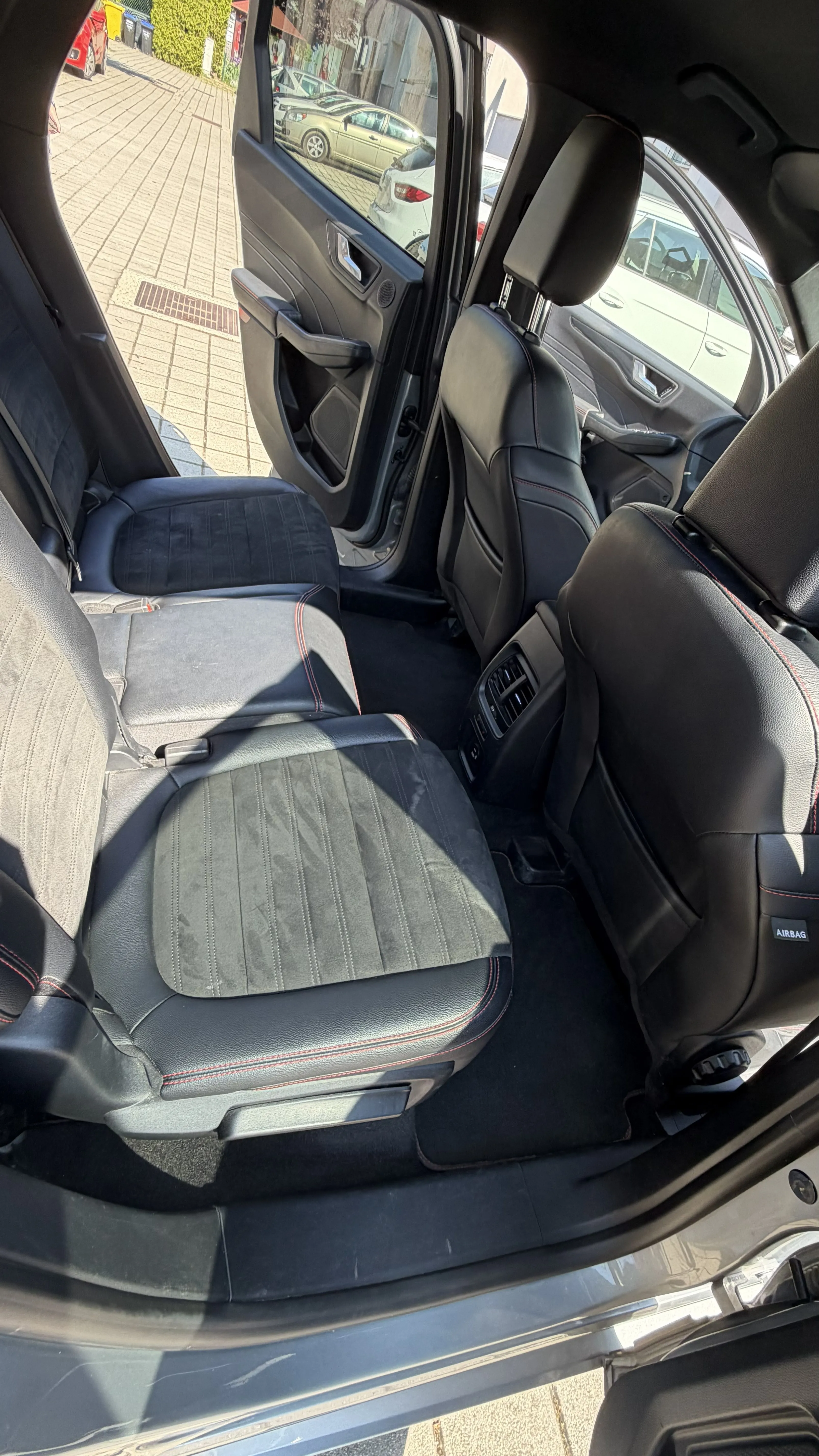 ford kuga 2,5 phev; st-line x oprema. 11/2021 (još uvijek u garanciji) - slika 18