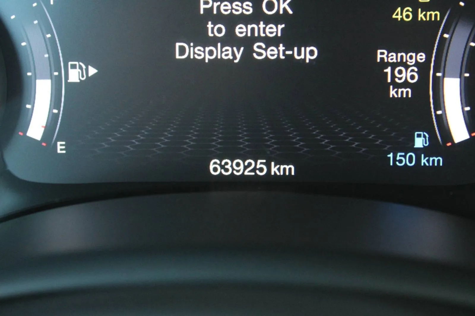 jeep renegade 1.3 t4 phev limited 4x4 automatik - slika 23