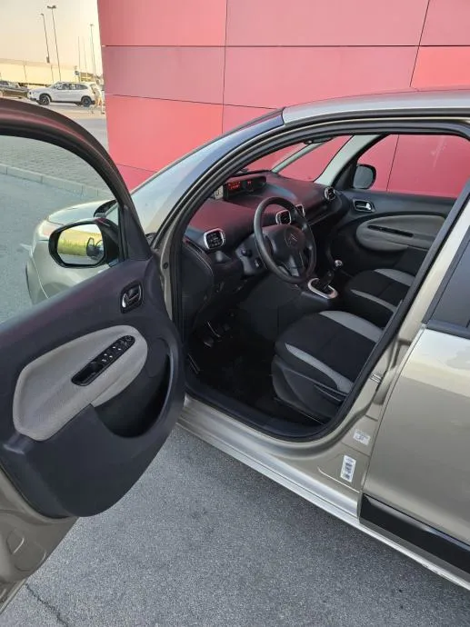 citroën c3 picasso 1,6 hdi, 2011 g. 157000 - slika 12