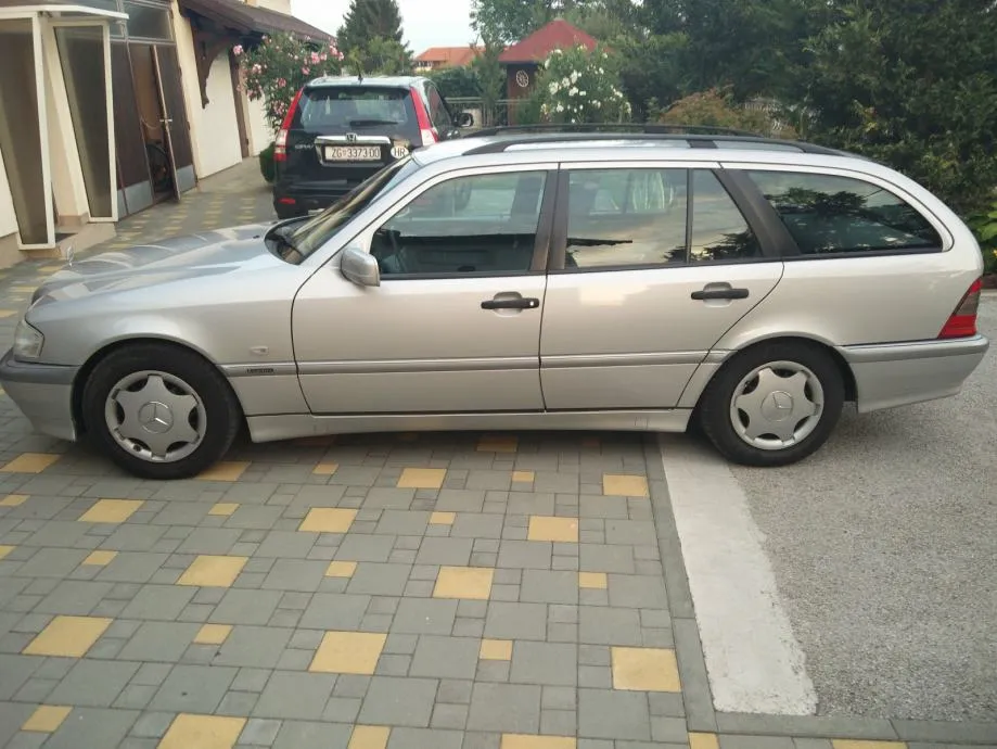 mercedes c-klasa t-model 180-esprit - slika 7