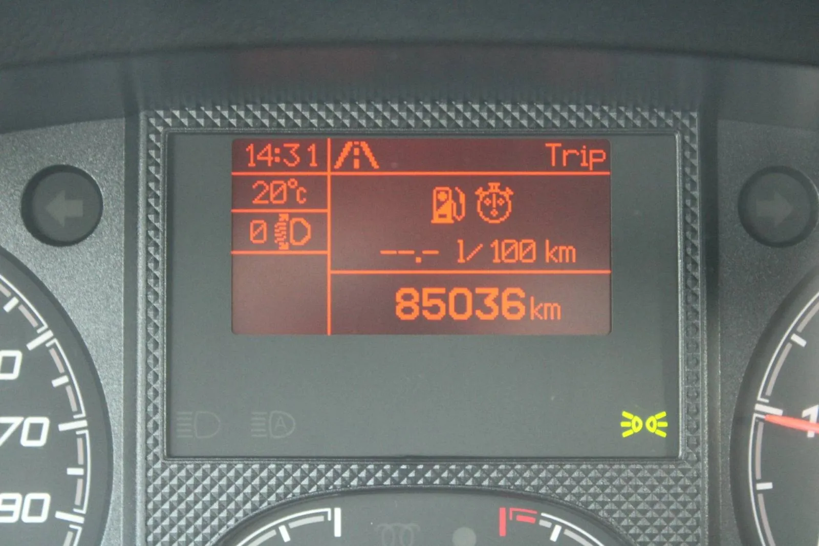 peugeot boxer 2.2 hdi l2h2 *navigacija, kamera*, 2020 god. - slika 18