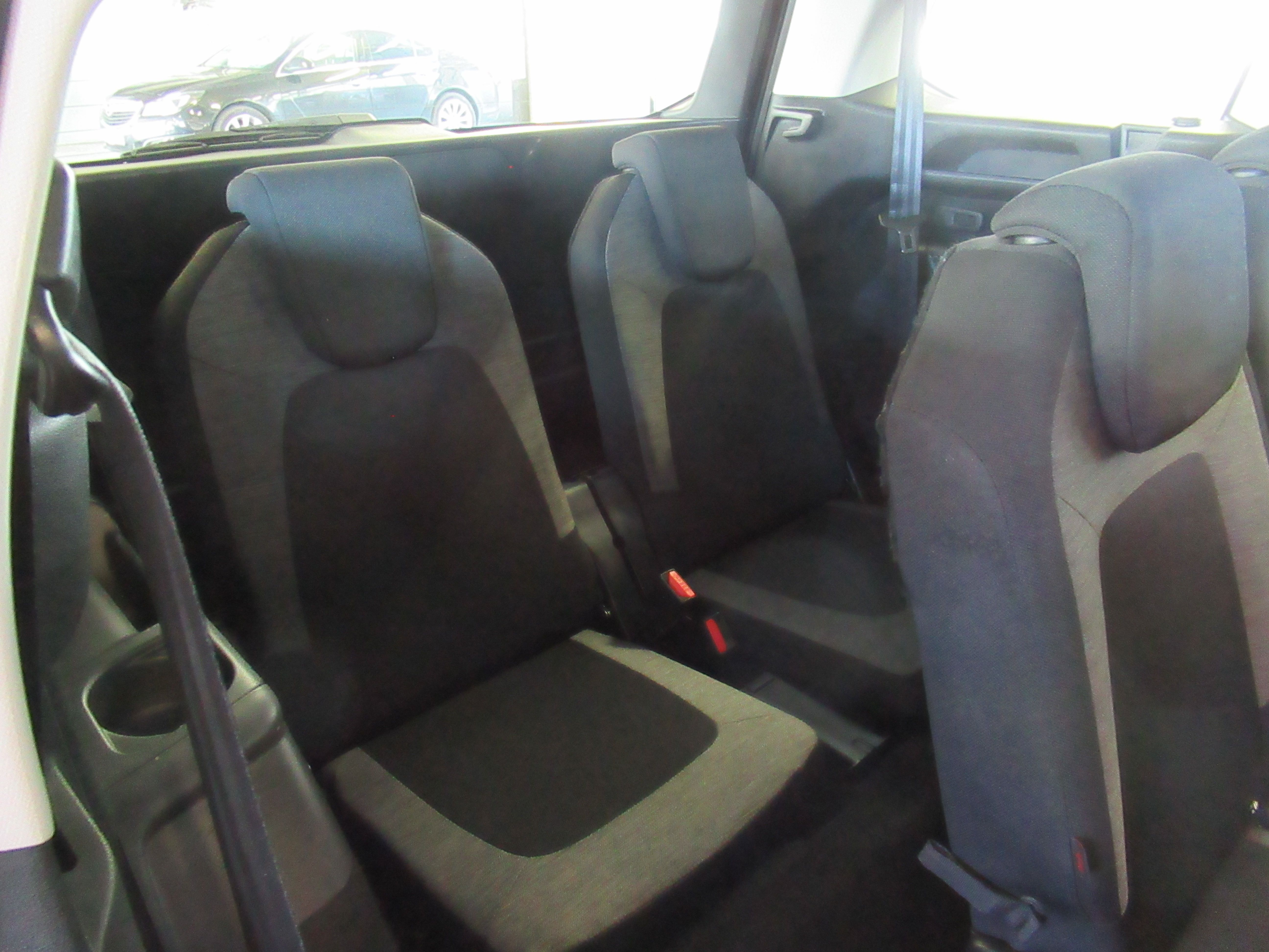 citroen c4 grand space tourer 130 km, 7 sjedala, navi - slika 9