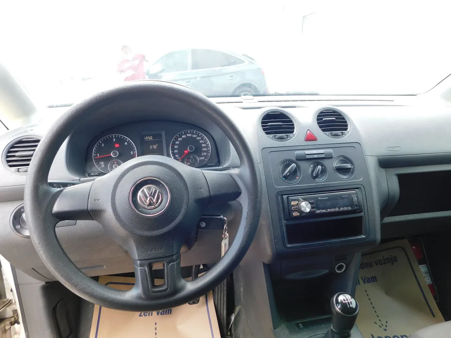 04966 vw caddy furgon 1.6 tdi - slika 7
