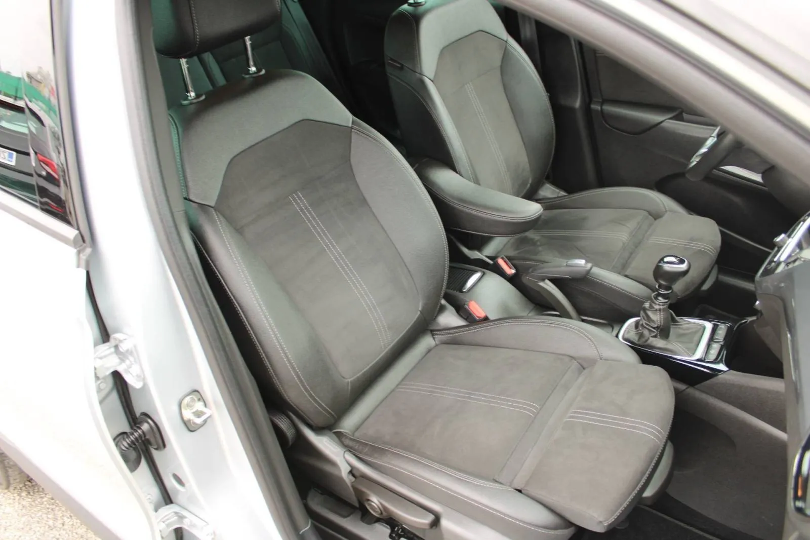 opel crossland 1.2 turbo ultimate *led, navigacija, kamera* - slika 20