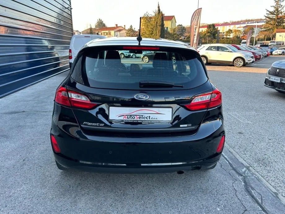 ford fiesta 1,0 hybrid - 2022 - 123 ks - 90.000km - servis-reg.1.god. - slika 6