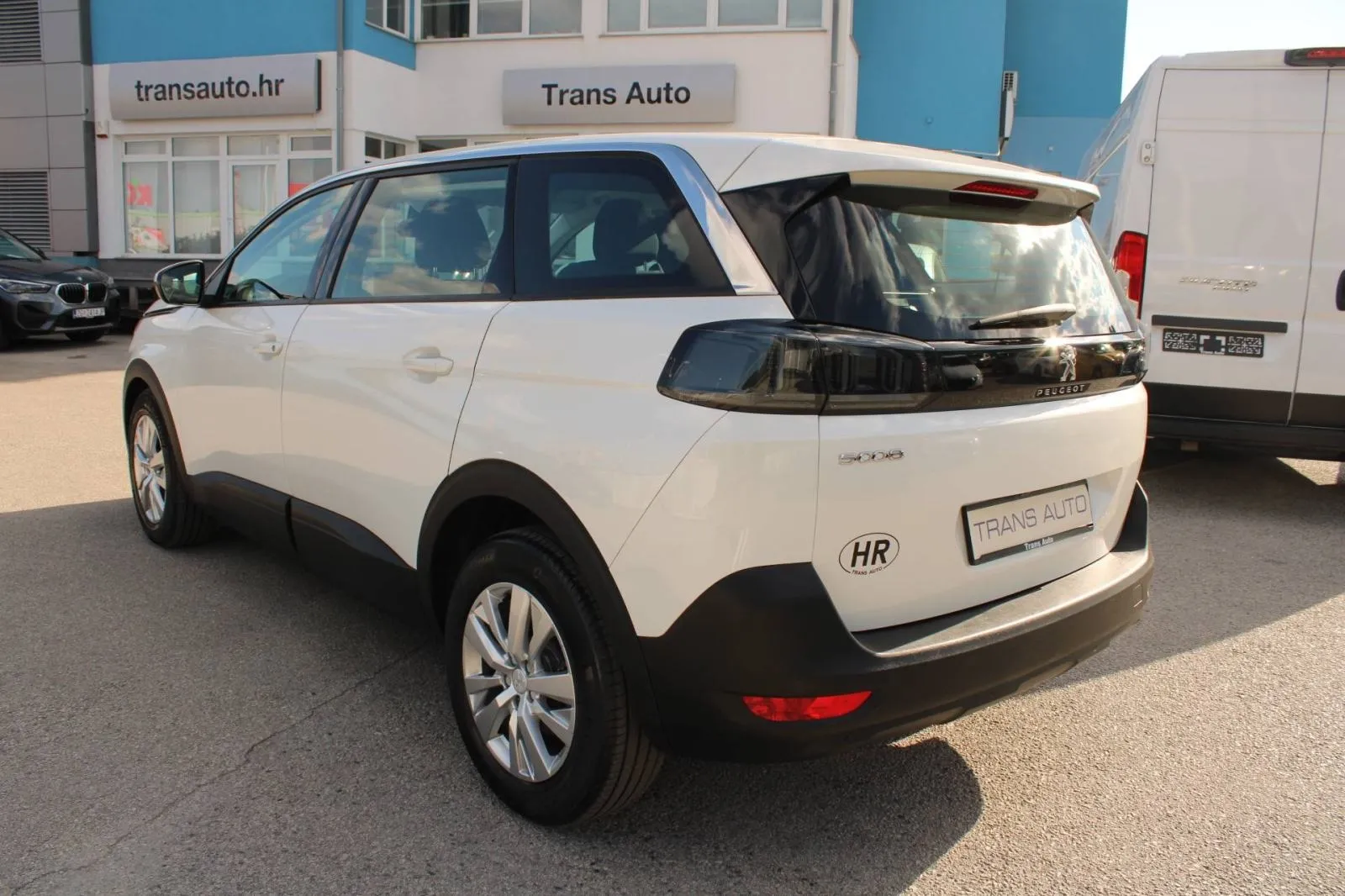 peugeot 5008 1.2 puretech automatik 7 sjedala *led, navigacija, kamera - slika 7