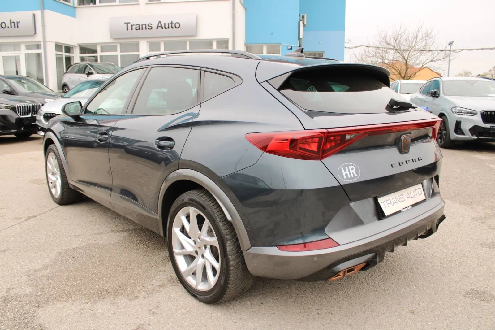 cupra formentor 1.4 e-hybrid dsg *led, navigacija, kamera* - slika 7