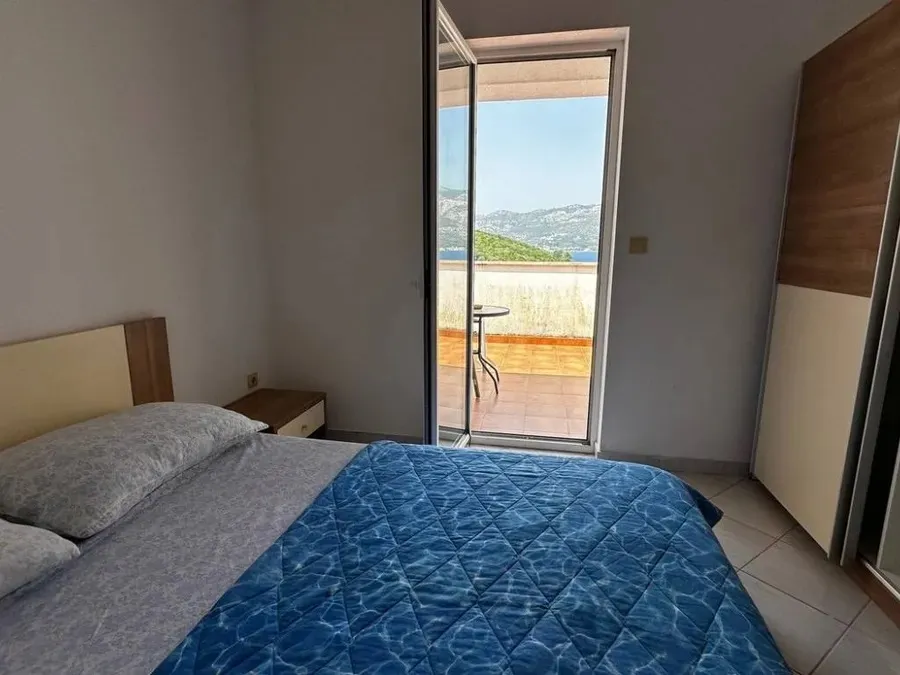 stan na prodaju - korčula - slika 18