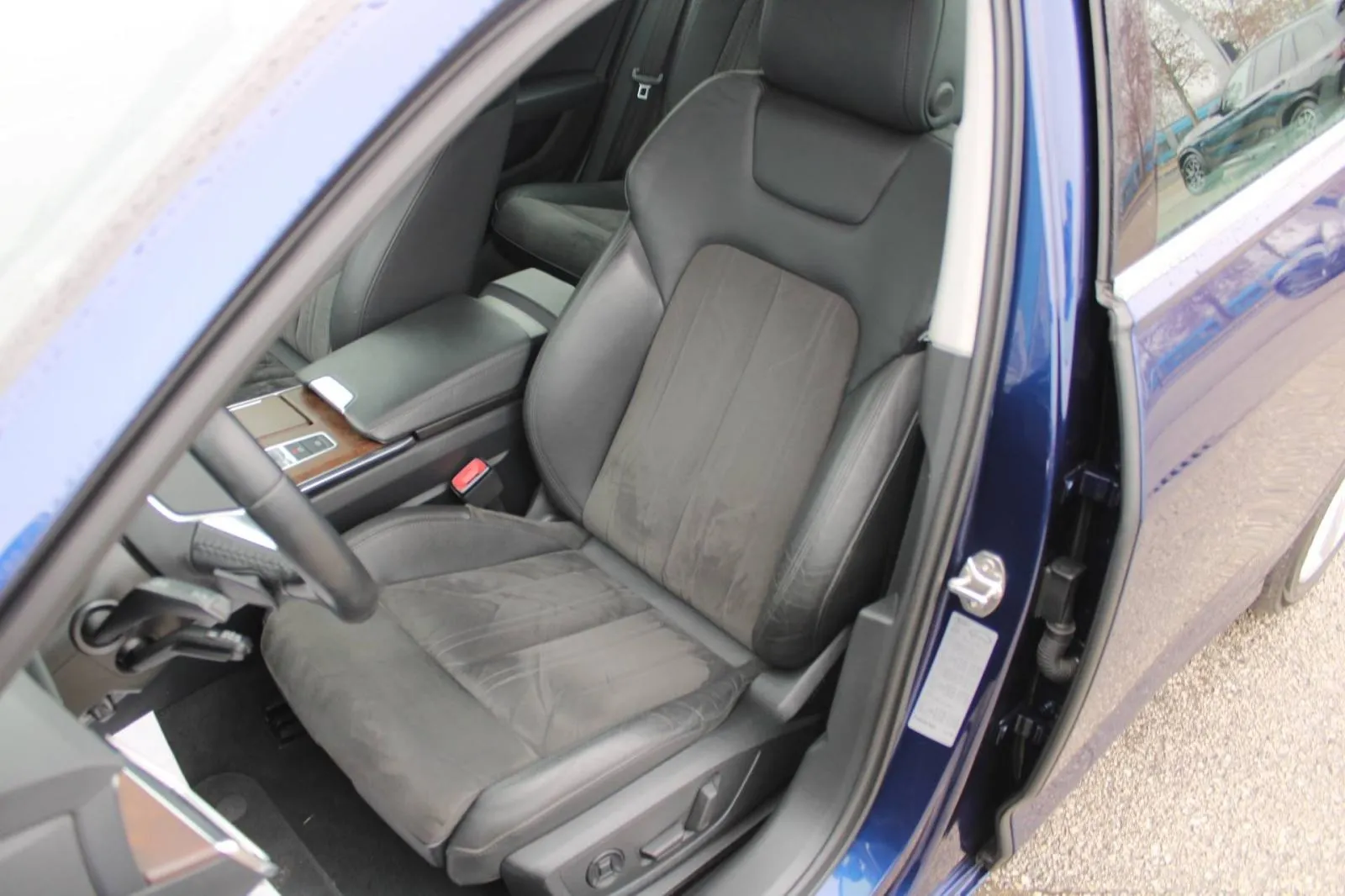 audi a6 50tdi quattro s-line *panorama,led,kamera,virtual* - slika 10