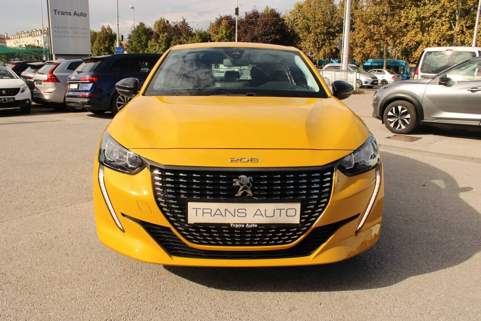 peugeot 208 1.2 puretech *led, navigacija* - slika 2