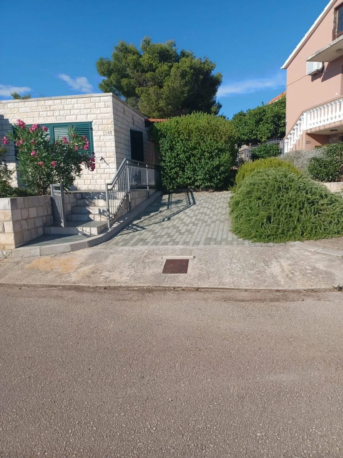 sniženo ! kuća: korčula - čara +2 apartmana +mogućnost dogradnje - slika 3