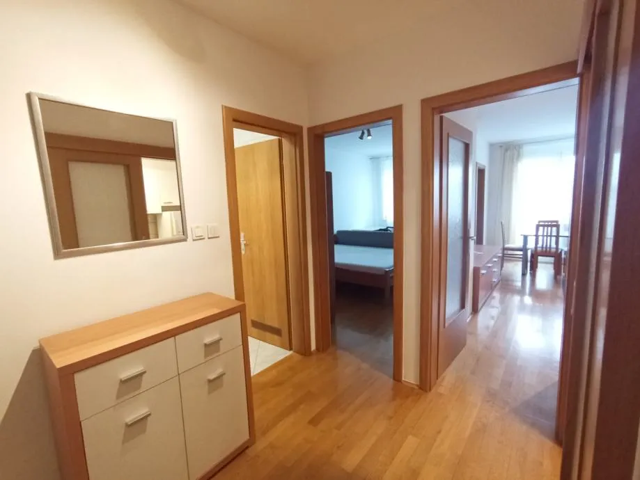 stan: zagreb (kruge), 50.00 m2 (iznajmljivanje) - slika 2