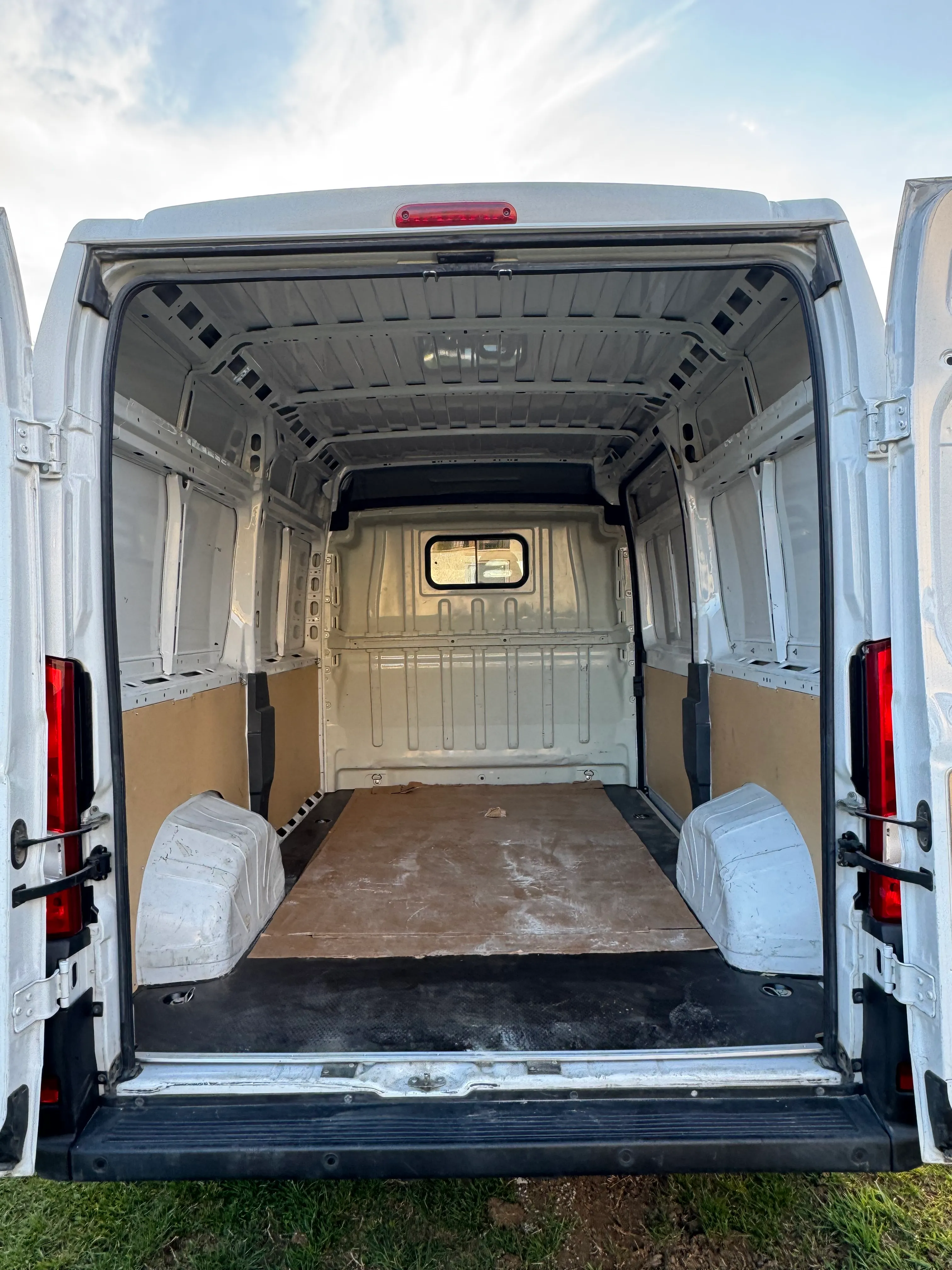 peugeot boxer 2.2 hdi, l2h2, 2021., 88000 km - slika 12