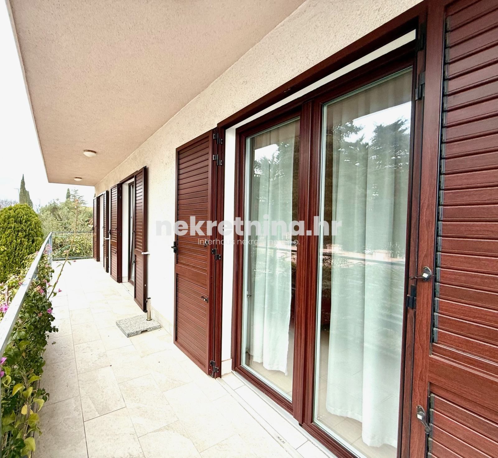 prodaja – kuća – sv. filip i jakov – 405m2 – 4 apartmana - slika 18