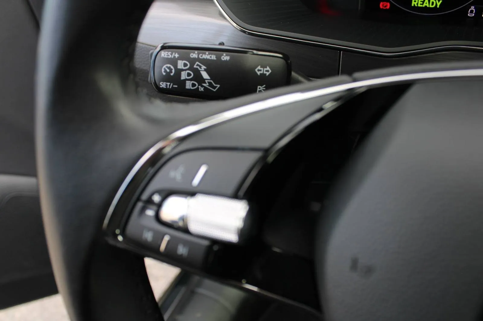 škoda superb combi 1.4 tsi iv automatik *led, navigacija, kamera* - slika 17