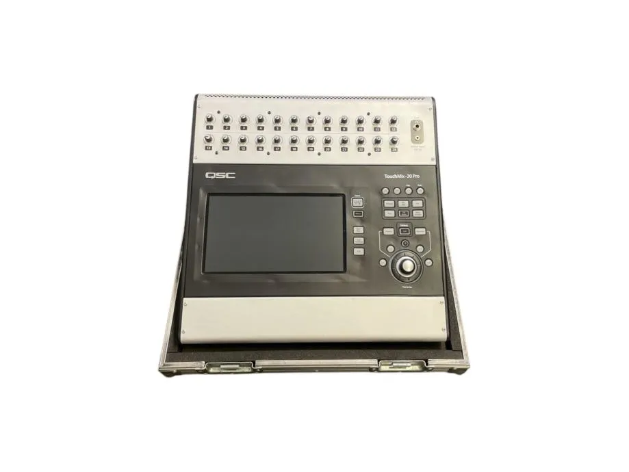 qsc touchmix-30 pro 32 kanalni digitalni mikser s casom / r1, rate! - slika 3