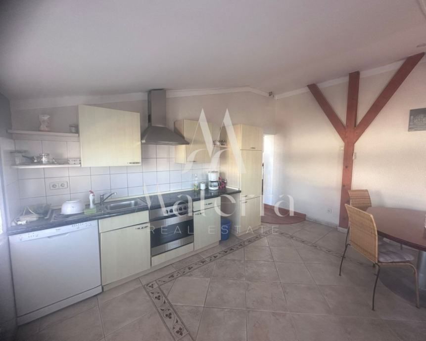 prekrasna vila sa 6 apartmana nadomak mora (prodaja) - slika 18