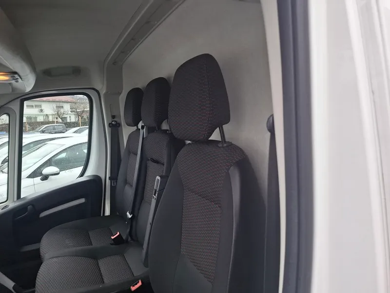 peugeot boxer 2.2 hdi*140ks*klima*navigacija*reg:09/2026 - slika 11