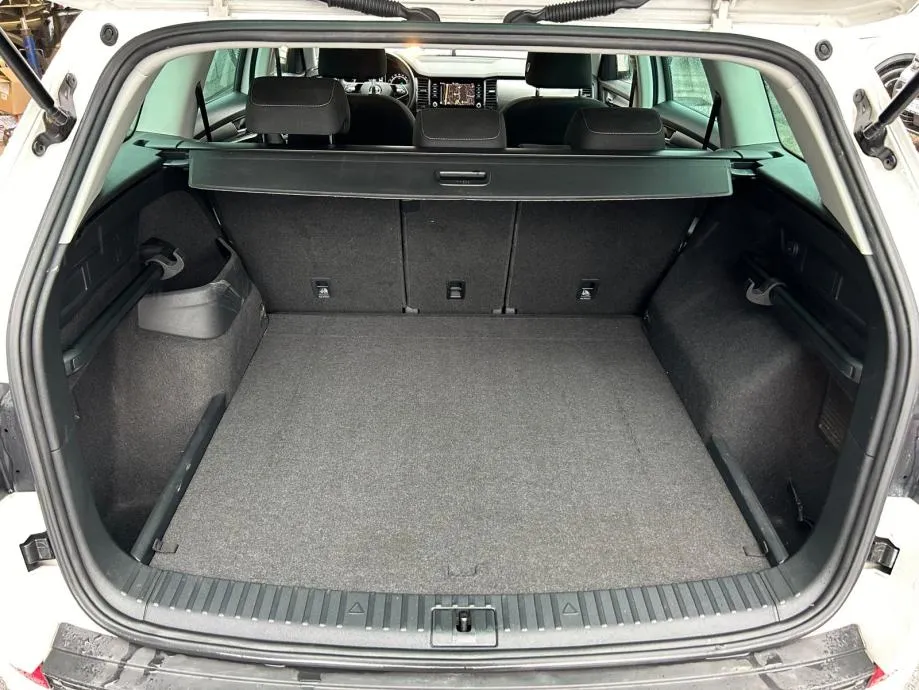 škoda kodiaq 2,0 tdi dsg 4x4 - 100.000km - garancija - reg 1god!! - slika 24