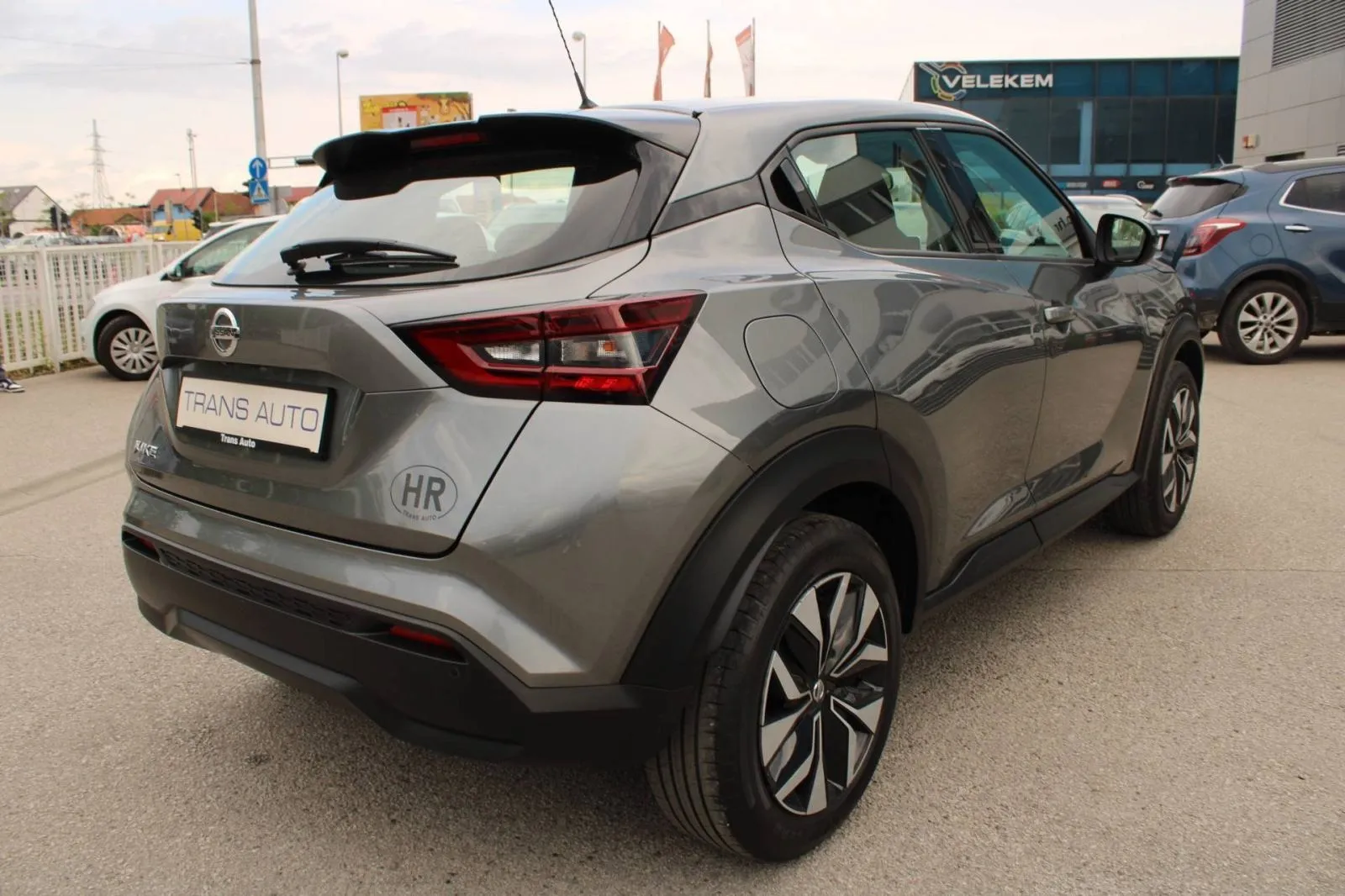nissan juke 1.0 dig-t *led, navigacija, kamera* - slika 5
