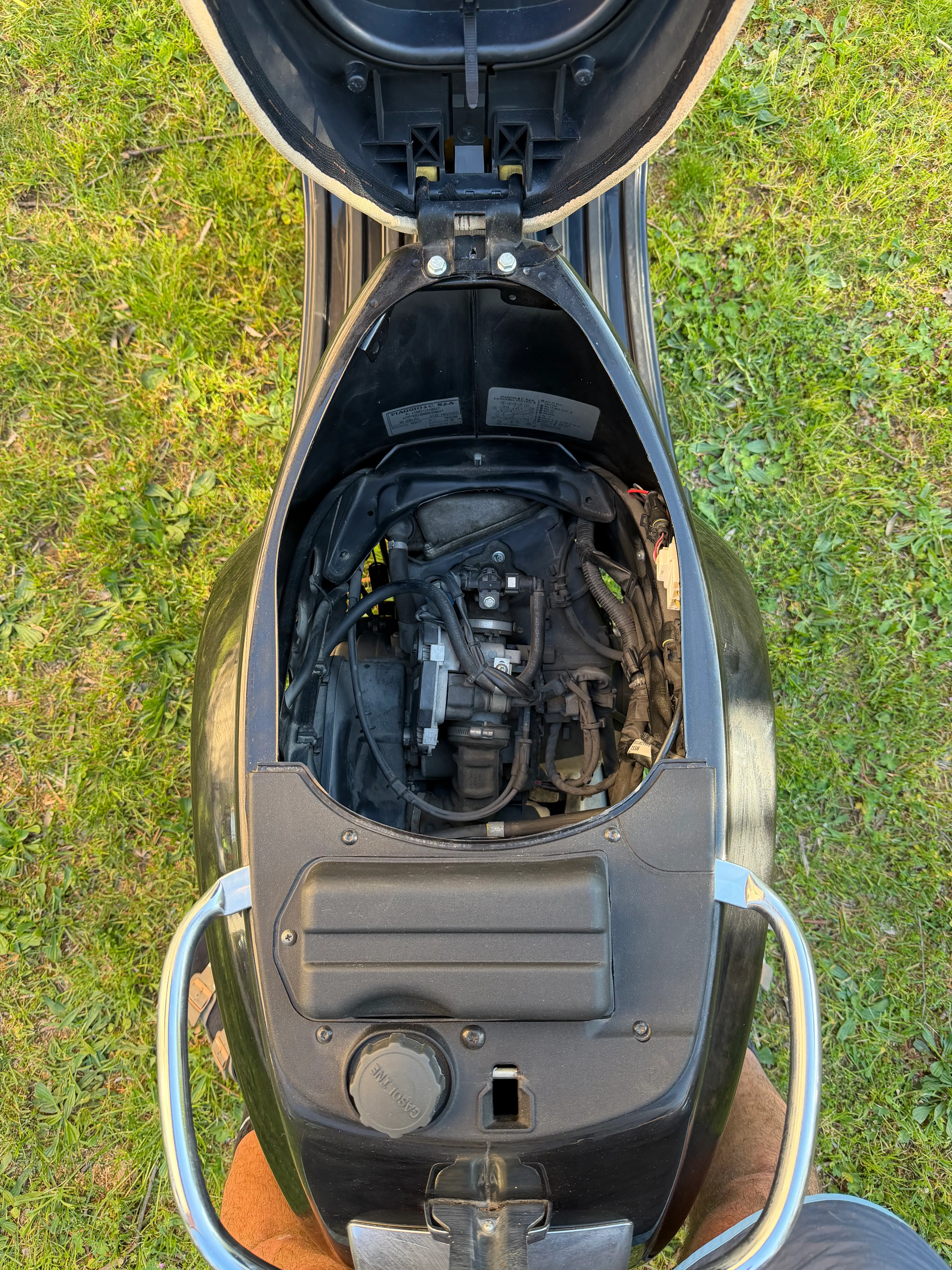prodajem vespu lx 125 (2012.) 🛵 - slika 7