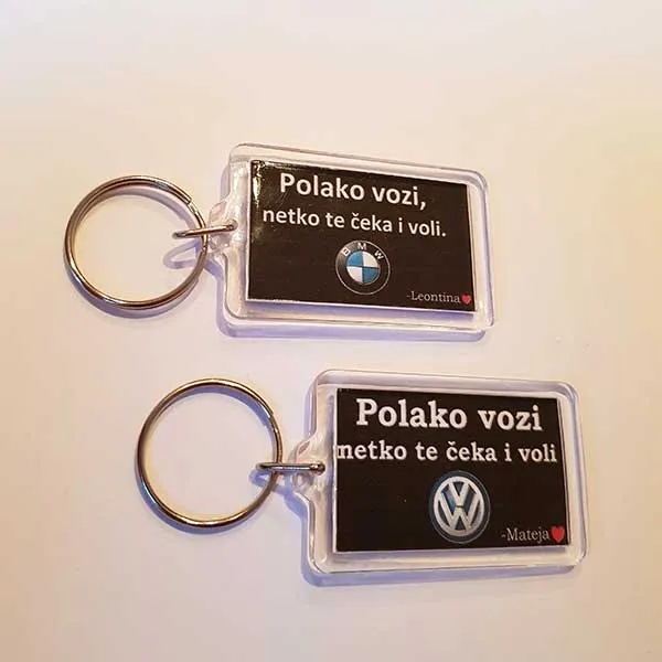 plastični privjesci - slika 6