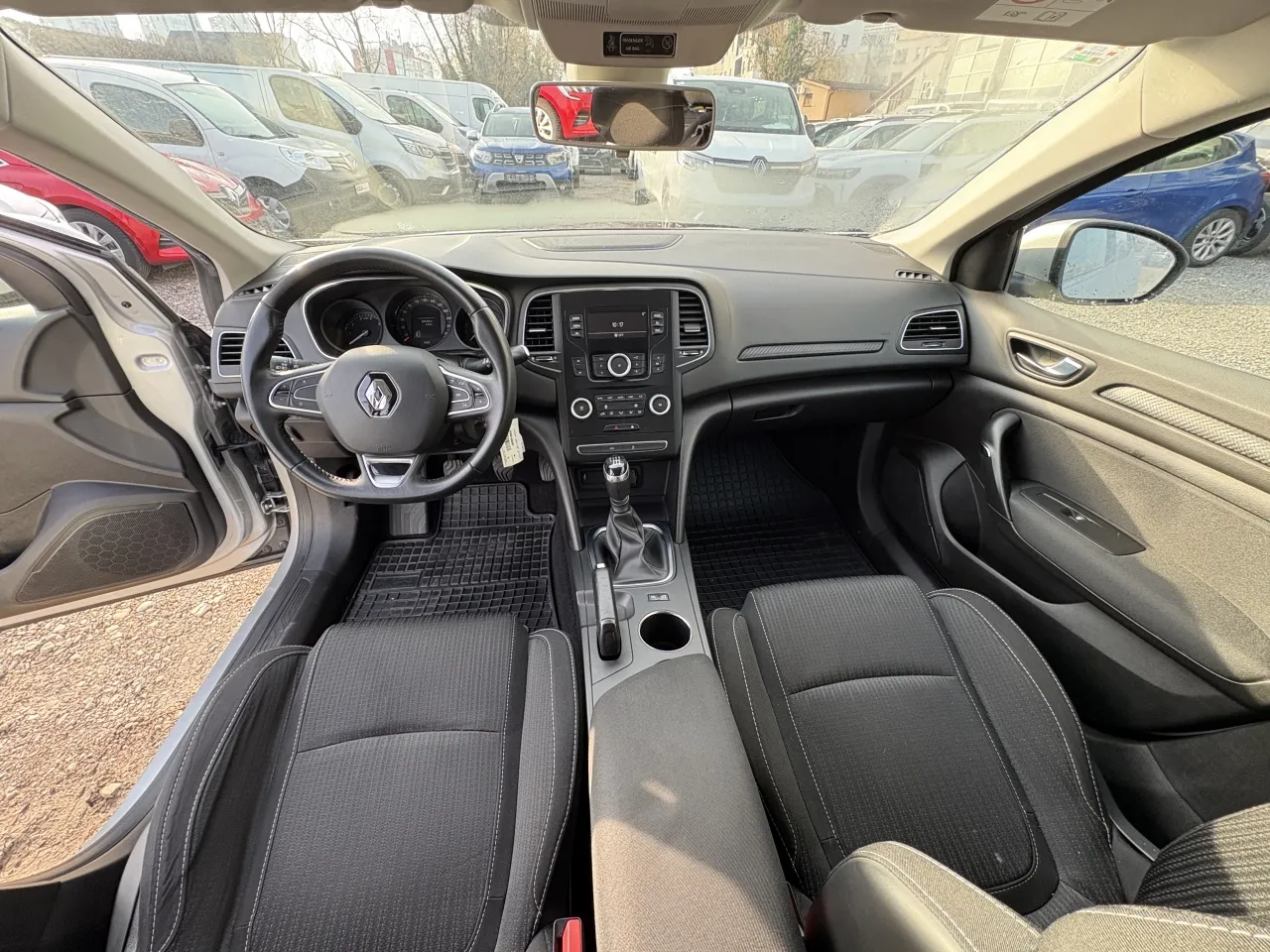 renault megane berline tce 100 business - slika 5