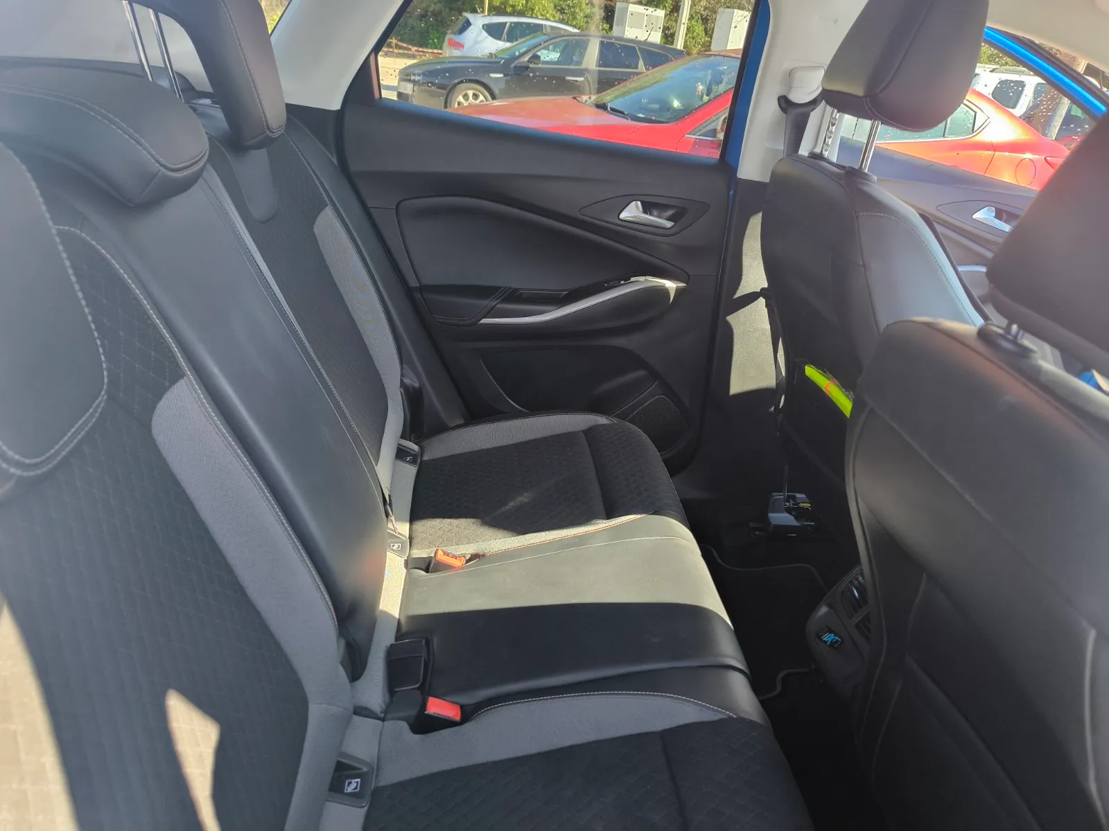 opel grandland 1.2 gs line at - slika 12