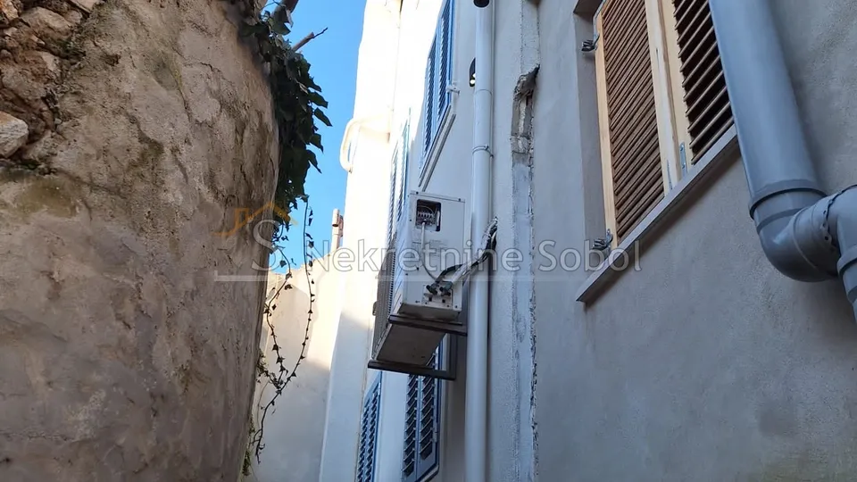mali lošinj - kuća, 250 m2 prodaja - slika 4