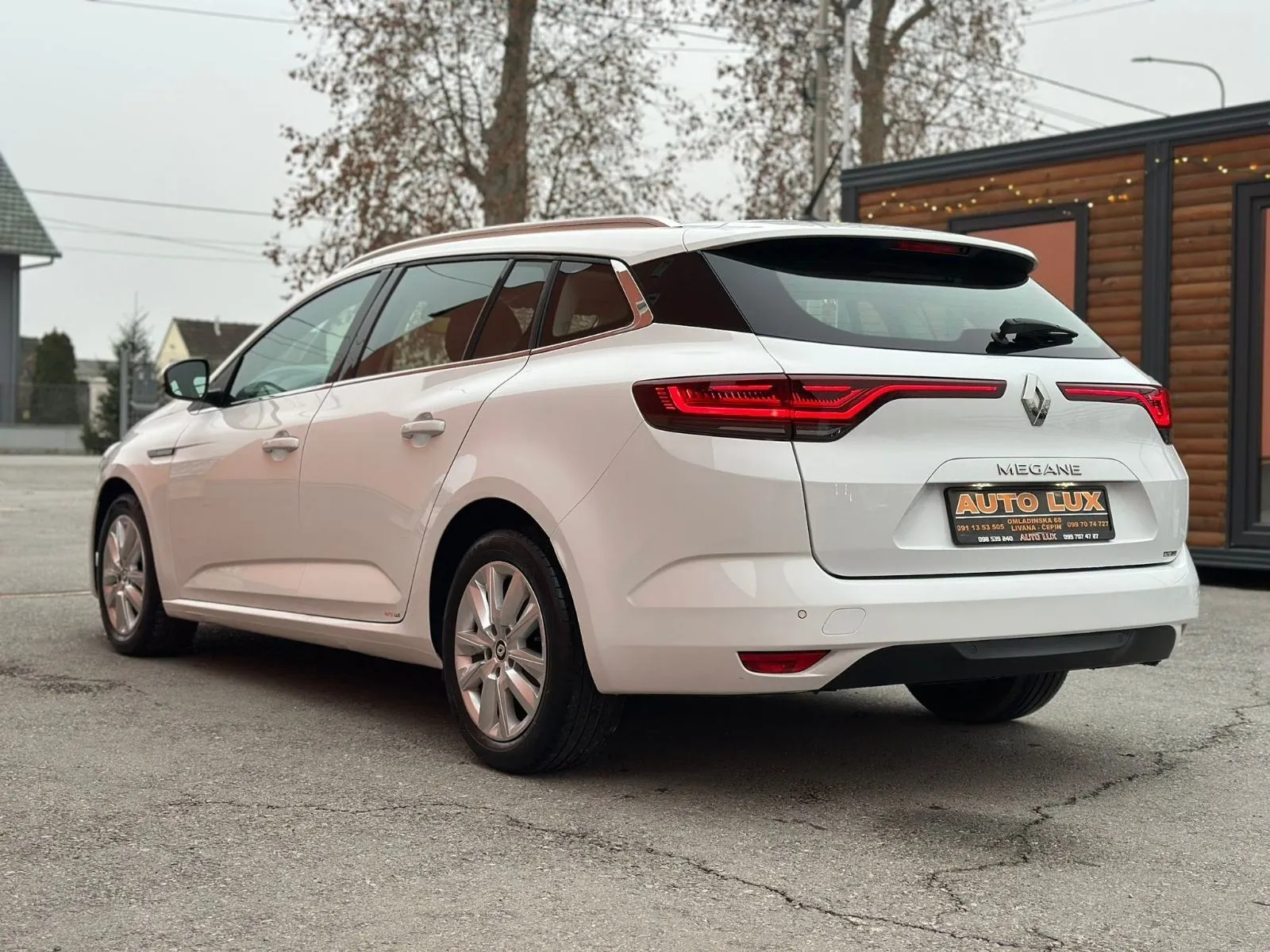 renault megane grandtour dci •2022.g.•navi•leasingbezučešća• - slika 4
