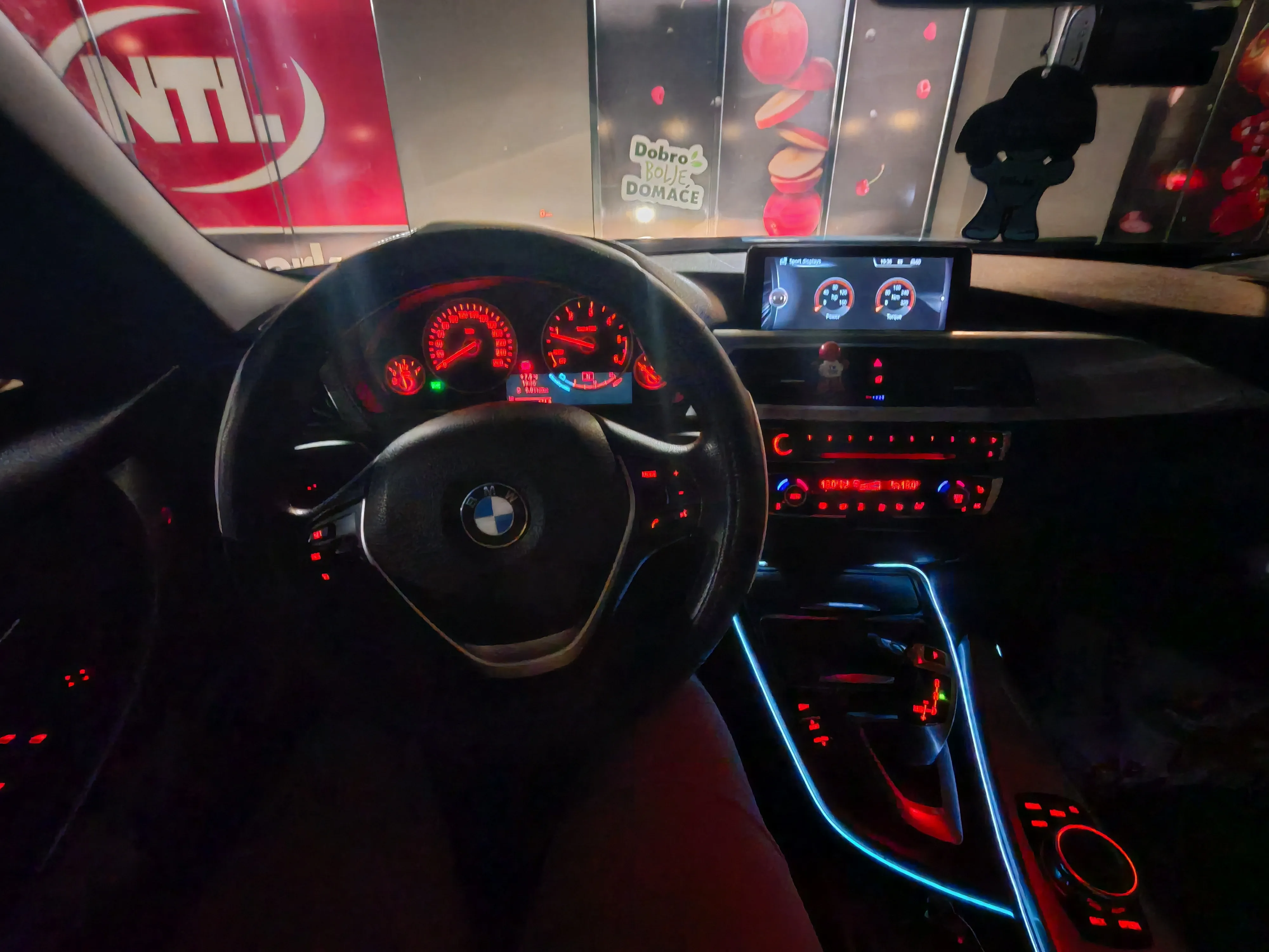 bmw f31 318da efficientdynamics, luxury line individual 2014 - slika 22