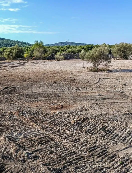 pirovac – zemljište u t3 zoni za turistički kamp - slika 7