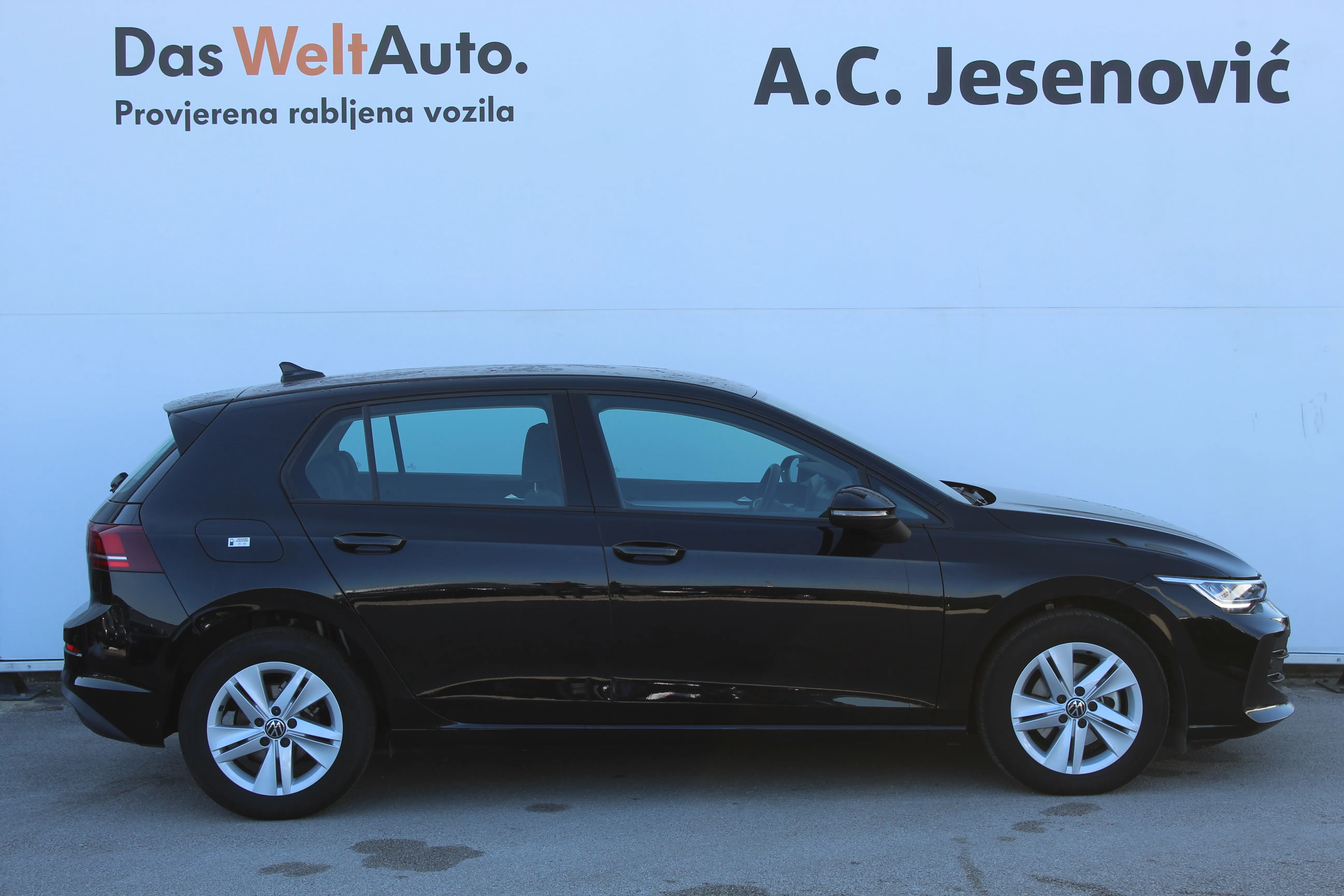 12931 volkswagen golf 8 1.5 tsi - slika 4