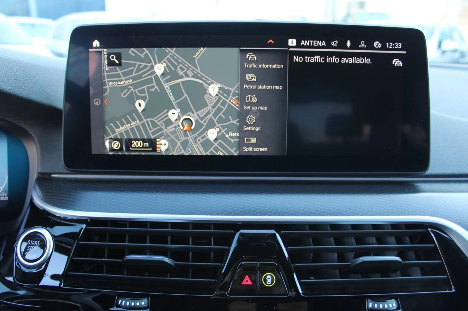 bmw serija 5 530 xdrive m-paket *led, navigacija, kamera* - slika 19