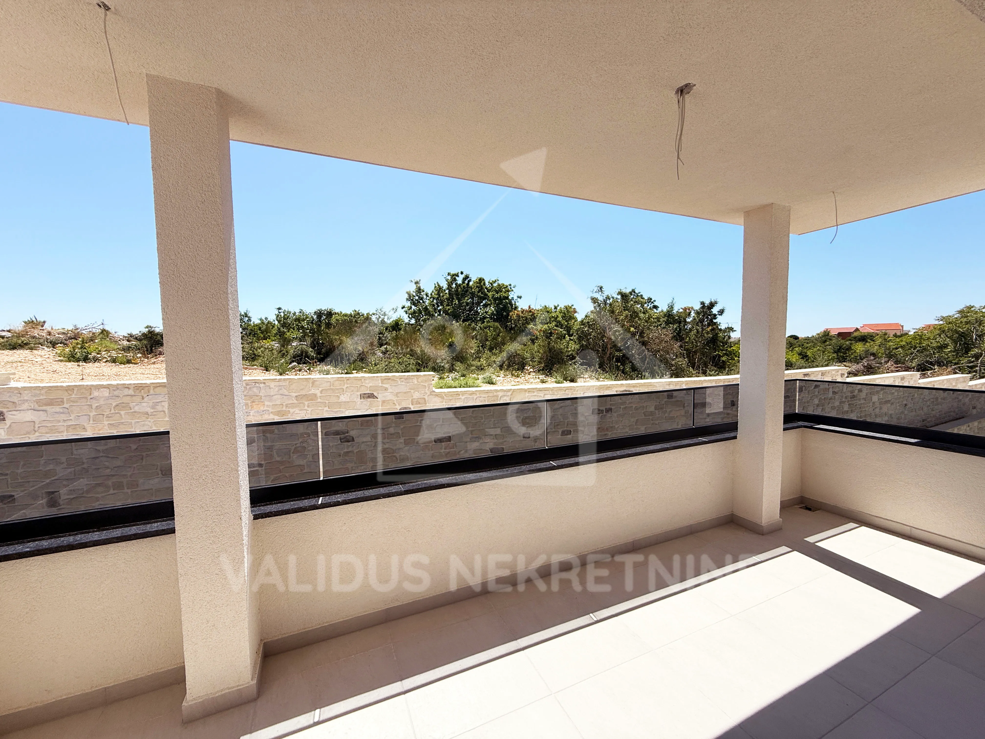 novogradnja, novalja, stan 69,68 m2, 1. kat, 220.000,00 € - slika 2
