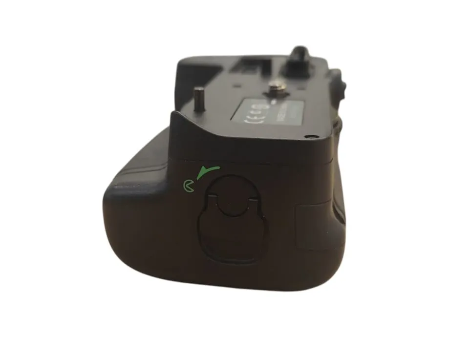 battery grip nikon mb d11 / r1, rate! - slika 4