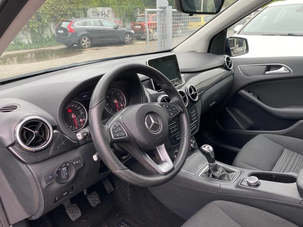 mercedes-benz b-klasa 180 d, navigacija, kamera, 4x garancija! - slika 11