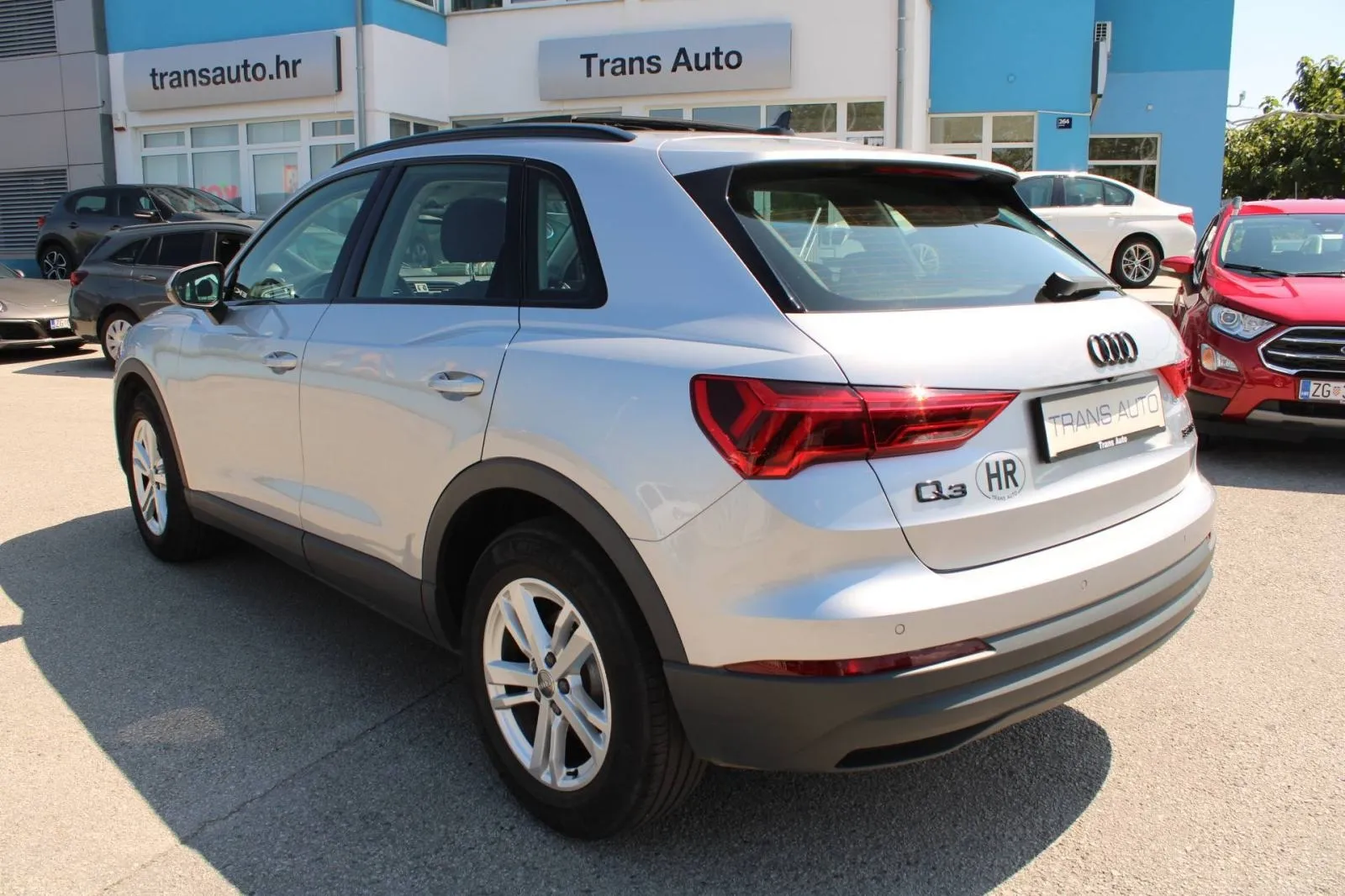 audi q3 35 tfsi automatik *panorama, led, navigacija, kamera* - slika 7