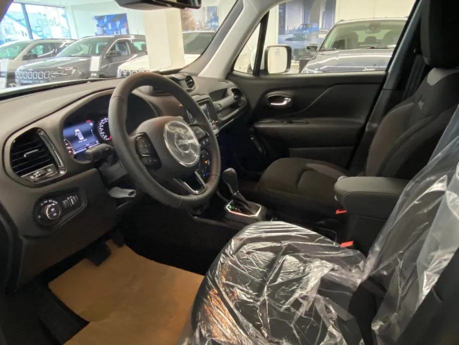 jeep renegade 1.5 mhev limited automatik black line winter paket 18" - slika 11